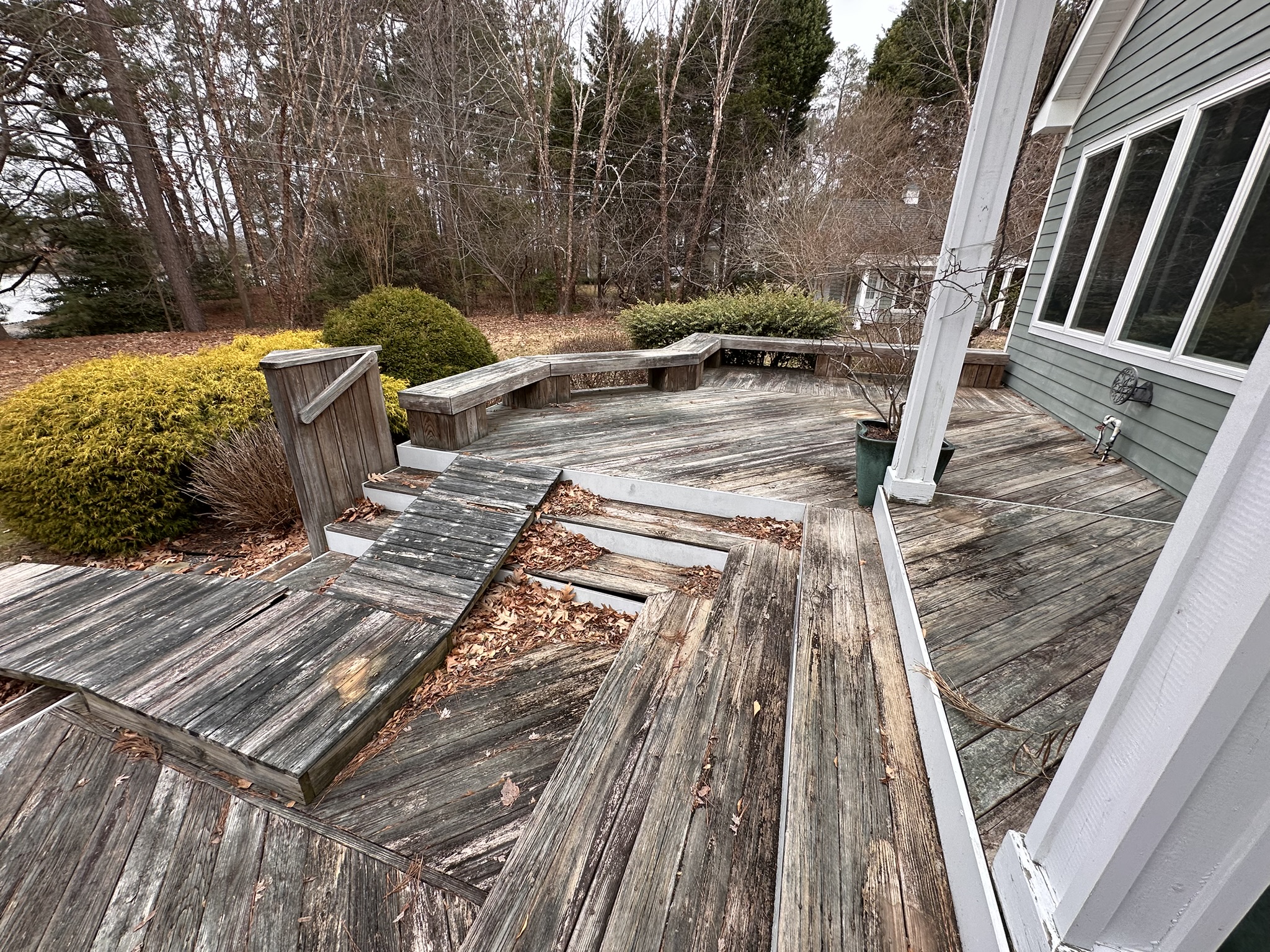 Dirty deck before professional washing in Yorktown VA